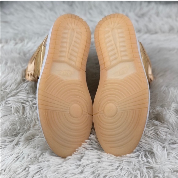 🚨SALE ENDS TONIGHT🚨 Air Jordan 1 Retro Hi SOH - Picture 7 of 7